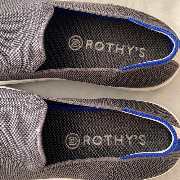 Gray Rothy’s Sneaker Excellent - Picture 2 of 6